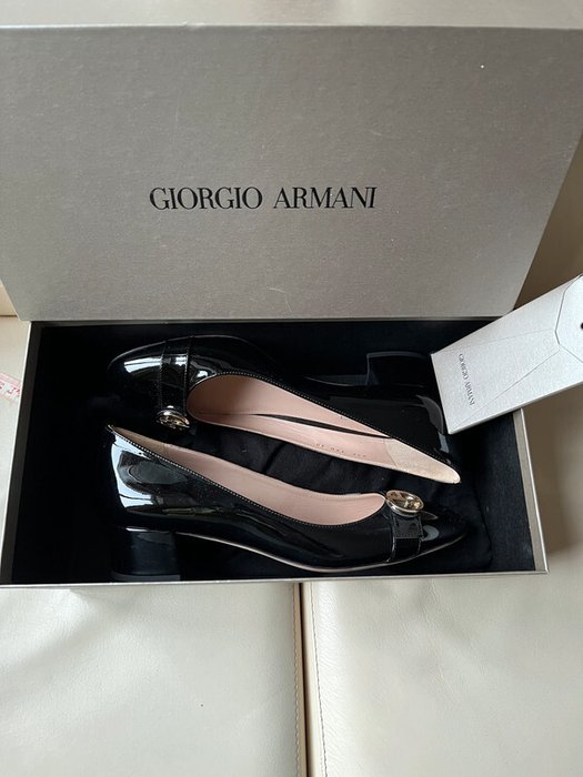 Giorgio Armani - Pumps - Størelse: Shoes / EU 38