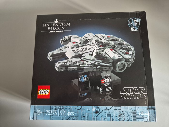 Lego - Star Wars - 75375 - Millenium Falcon - 2020+ - Holland