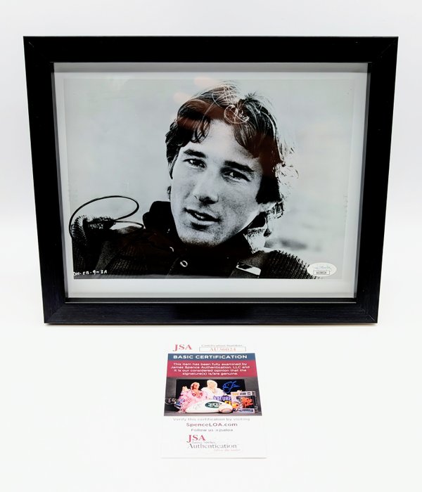 Richard Gere (An Officer and a Gentleman Pretty Woman) - Original autograph on photo Framed - Certified by JSA