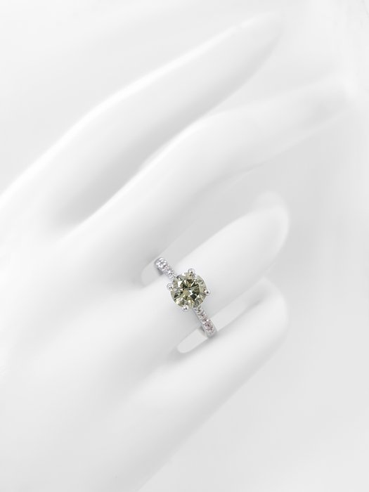 Ring - 14 karat Hvidguld -  1.21ct. tw. Grå Diamant (Naturfarvet) - Diamant