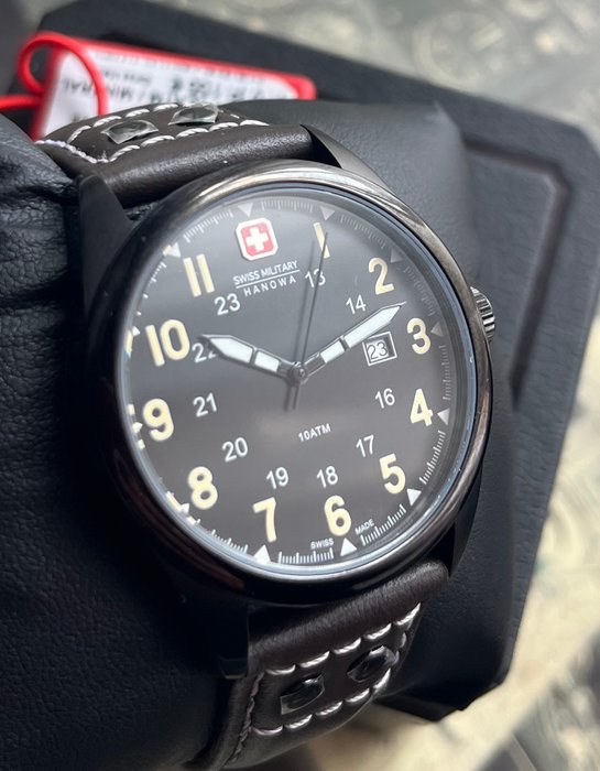 Swiss Military - Ingen mindstepris - Swiss Military Pilot Vintage - 40 mm - Swiss Quartz - Mænd - 2011-nu