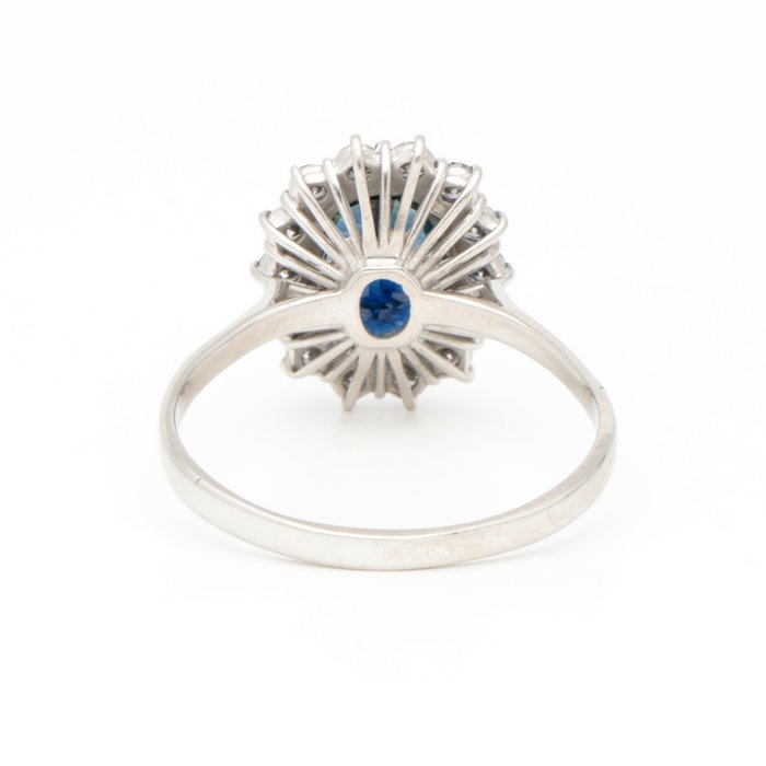 Ingen mindstepris - Ring - 18 kraat Hvidguld Safir - Diamant