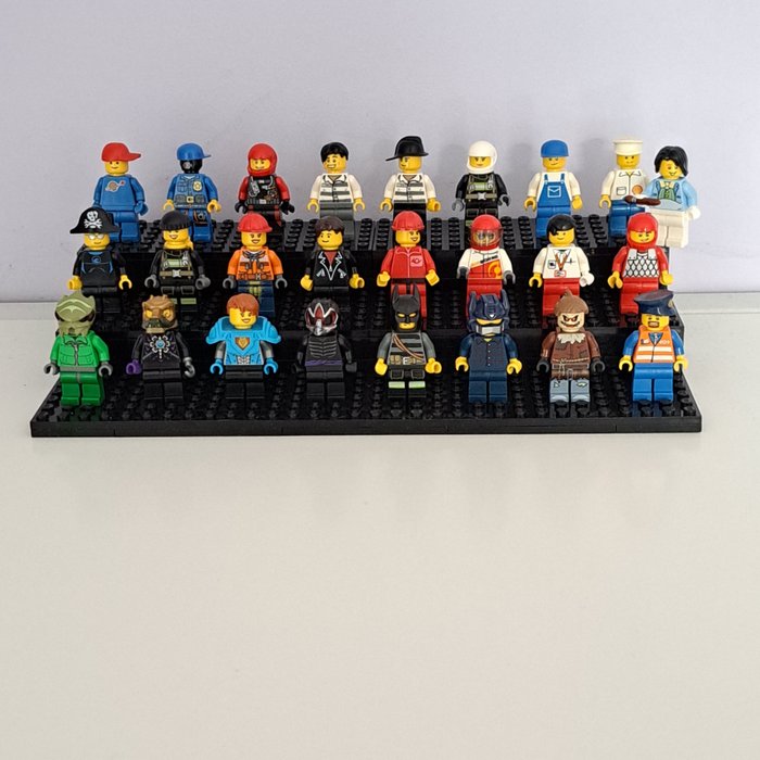 Figur - 100 Lego minifiguren - Plast