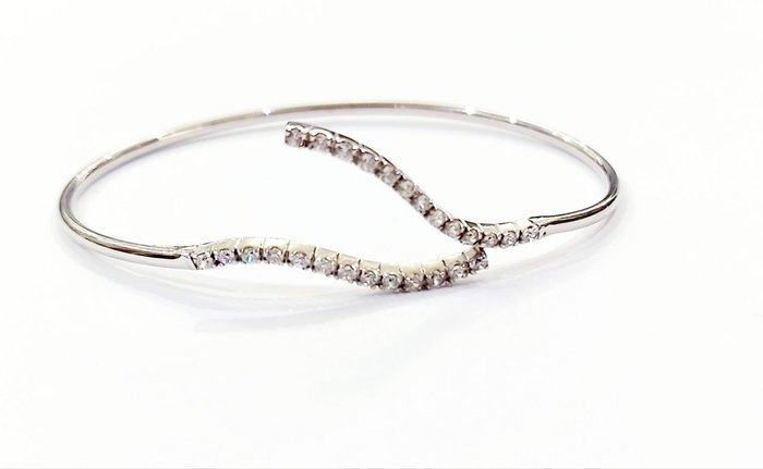 Armbånd - 18 kraat Hvidguld -  0.81ct. tw. Diamant (Natur)