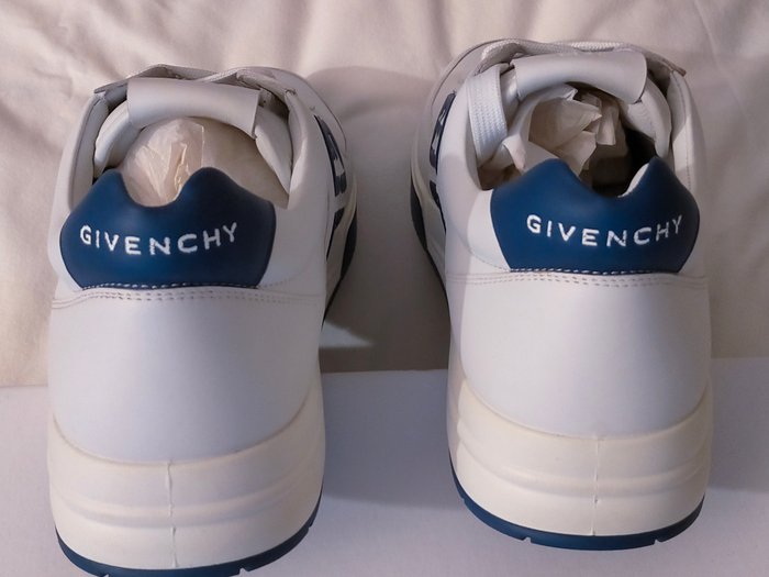 Givenchy - Flade sko - Størelse: Shoes / EU 44