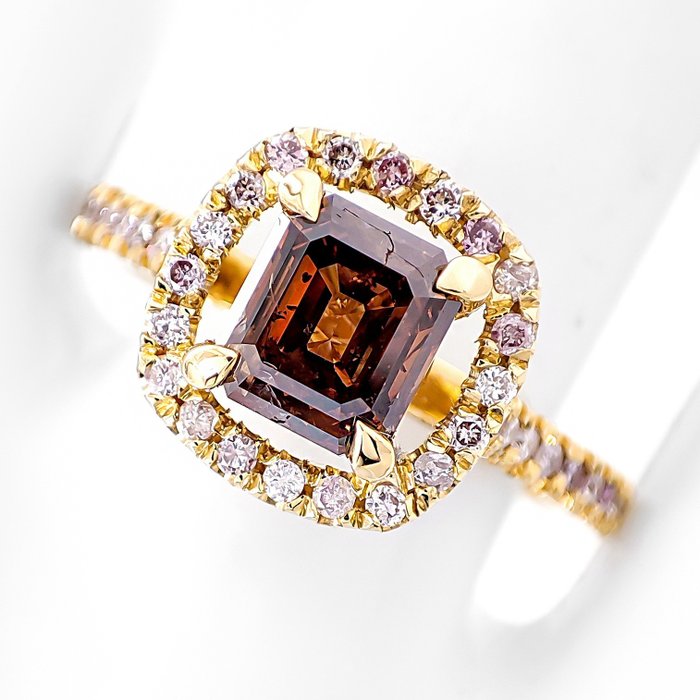 Ring - 14 karat Gulguld -  1.57ct. tw. Orange Diamant (Naturfarvet) - Diamant