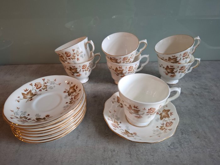 Engels porseleinen prachtig - Kop og underkop (15) - Knogleporcelæn - Engelske kopper og underkopper