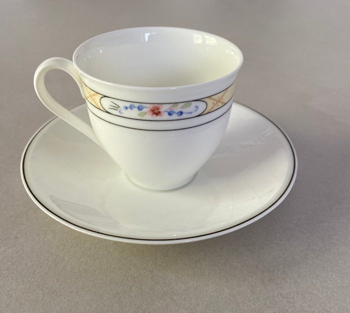 Villeroy  Boch - Bordservice til 12 (94) - Orlando - Porcelæn - Komplet service