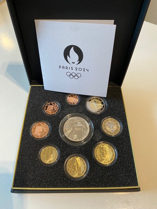 Frankrig. Proof Set 2024 "Jeux Olympiques Paris 2024" (incl. 20 euro silver coin)