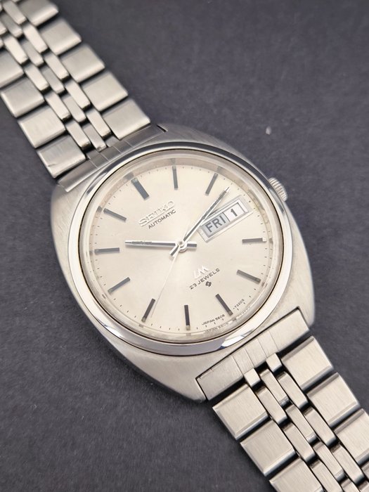 Seiko - Lord Matic - Ingen mindstepris - 5606-7140 - Mænd - 1970-1979