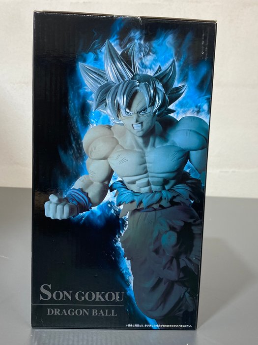 Dragon Ball - Figure of Goku Ultra Instinct, made by Banpresto - IN BOX, NEW! Rare, imported from Japan