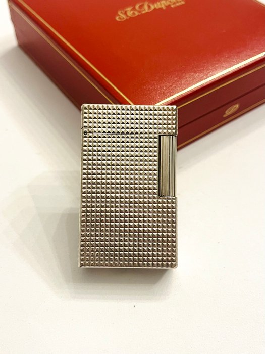 S.T. Dupont - L1 BR - Silver diamond head - Lighter - Forsølvet