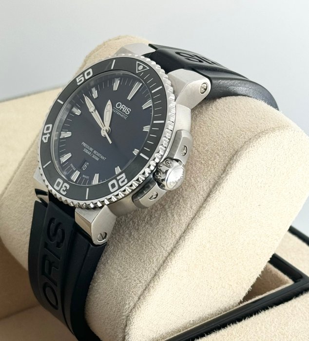 Oris - Aquis Date - Ingen mindstepris - 01-733-7653 - Mænd - 2011-nu