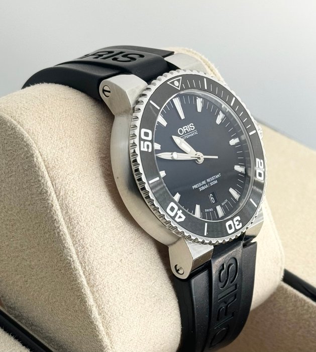 Oris - Aquis Date - Ingen mindstepris - 01-733-7653 - Mænd - 2011-nu