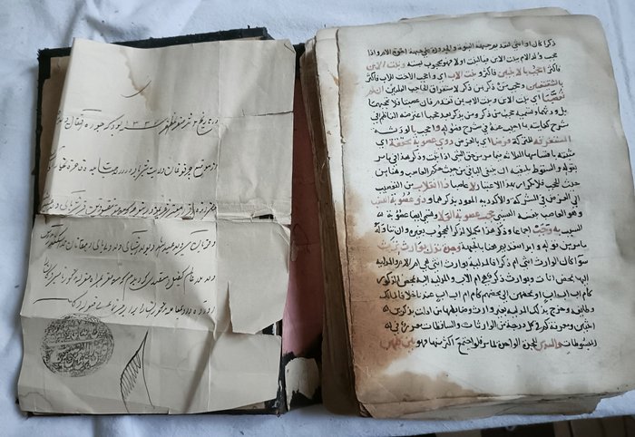 Egyptian Mamelouk and Ottoman school - 260 pages of manuscrits in Arabic 17th to 18th from Egypt and one lettre - 1700