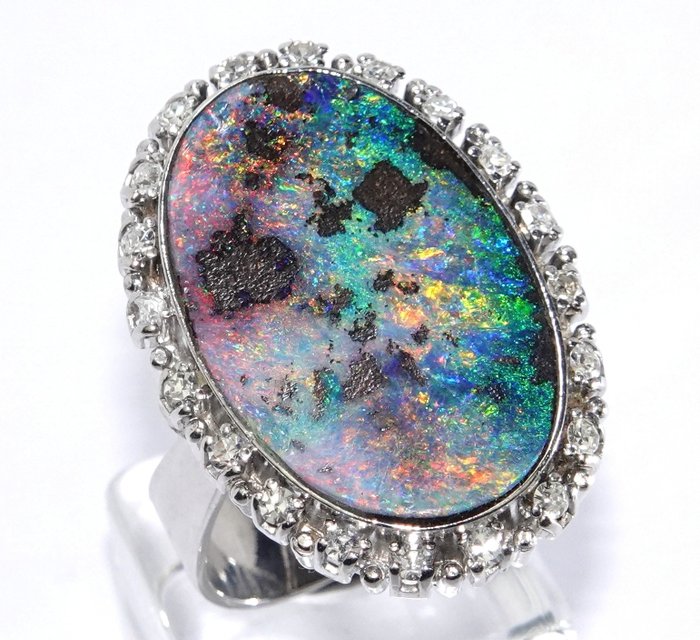 Ring - 18 kraat Hvidguld -  8.50ct. tw. Opal - Diamant - Gratis størrelsesændring EU 53-63