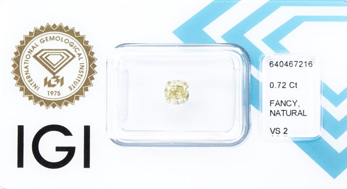 Ingen mindstepris - 1 pcs Diamant  (Naturfarvet)  - 0.72 ct - Pude - Fancy light Brunlig Gul - VS2 - International Gemological Institute (IGI)