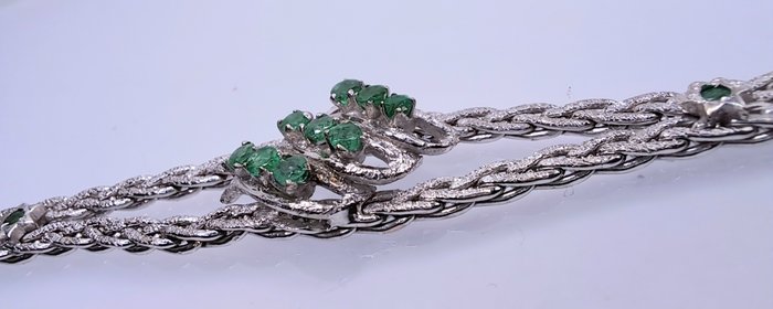 Armbånd - 18 kraat Hvidguld -  0.44ct. tw. Smaragd