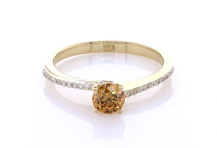 Ring - 14 karat Gulguld -  0.57ct. tw. Diamant (Naturfarvet) - Diamant