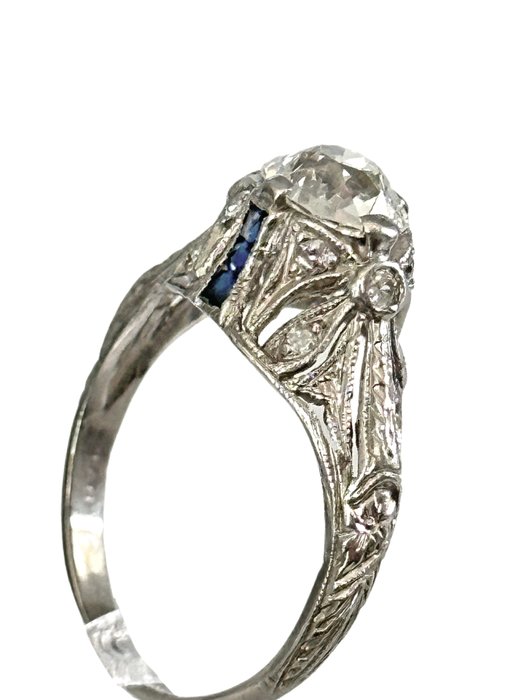 Ring Platin, Lækker art deco platin og diamantring 1,15 karat -  1.15ct. tw. Diamant (Natur)  - Diamant