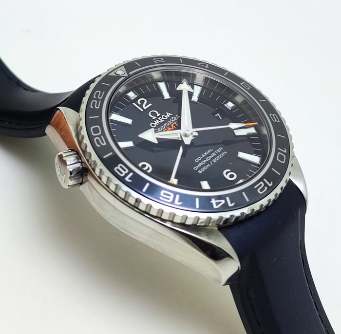 Omega - Seamaster Planet Ocean GMT Co-Axial - 232.32.44.22.01.001 - Mænd - 2011-nu