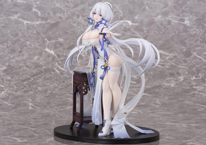 Questioners - Legetøj Azur Lane Illustrious Otome Yuri's Radiance Ver. 1/7 Scale PVC  ABS Figure