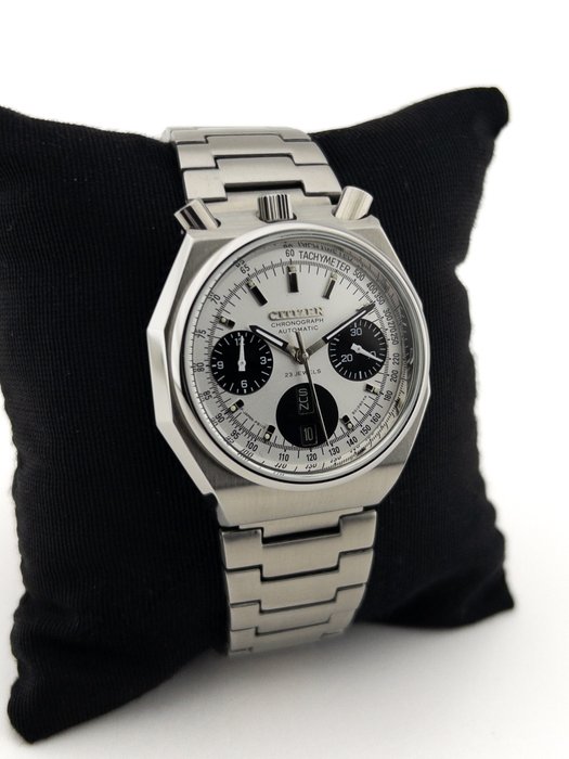 Citizen - " Bullhead" Chronograph Octagon "cal 8110" - 67-9356 - Mænd - 1970-1979