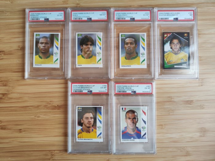 2006 - Panini - World Cup Stickers - Zidane Ronaldo Ronaldinho Kaká + Ibra Euro 2004 - 6 Graded sticker - PSA 6