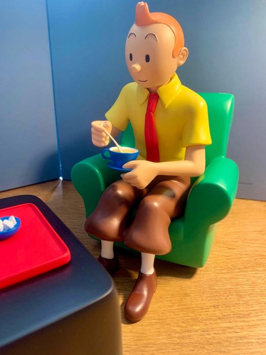 Statue Resin Tintin and Snowy Teatime - Tintinimaginatio 47002 - Tintin