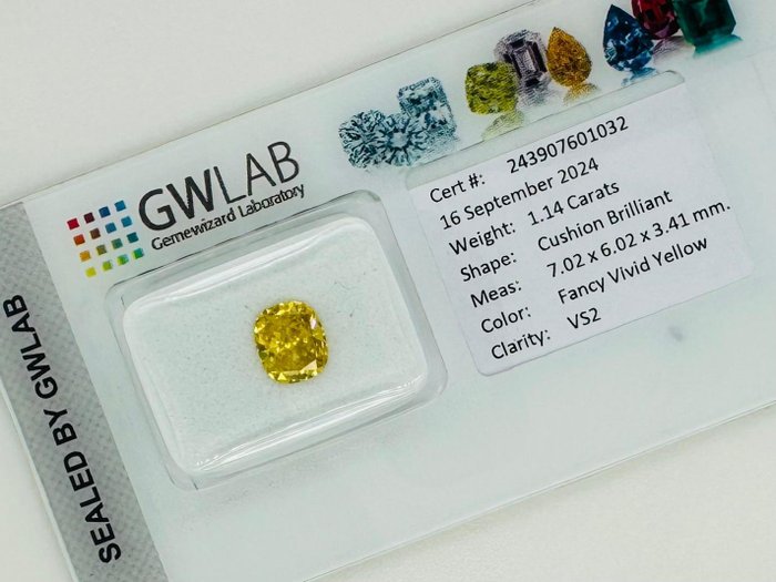 1 pcs Diamant  (Farvebehandlet)  - 114 ct - Pude - Fancy vivid Gul - VS2 - Gemewizard Gemological Laboratory (GWLab)