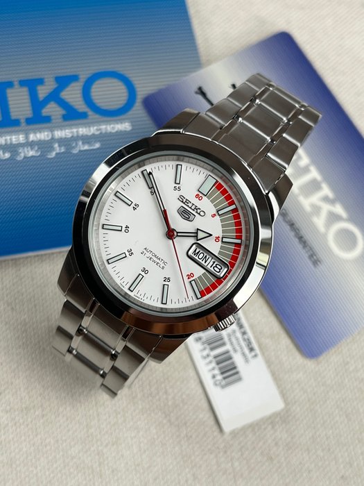 Seiko - 5 - Automatic Day Date - Ingen mindstepris - SNKK25K1 - Mænd - 2011-nu