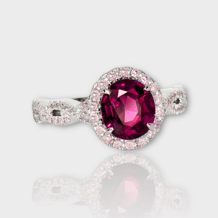 Ingen mindstepris - Ring - 14 karat Hvidguld -  210ct tw Spinel - Diamant - IGI 169 ct intens farve