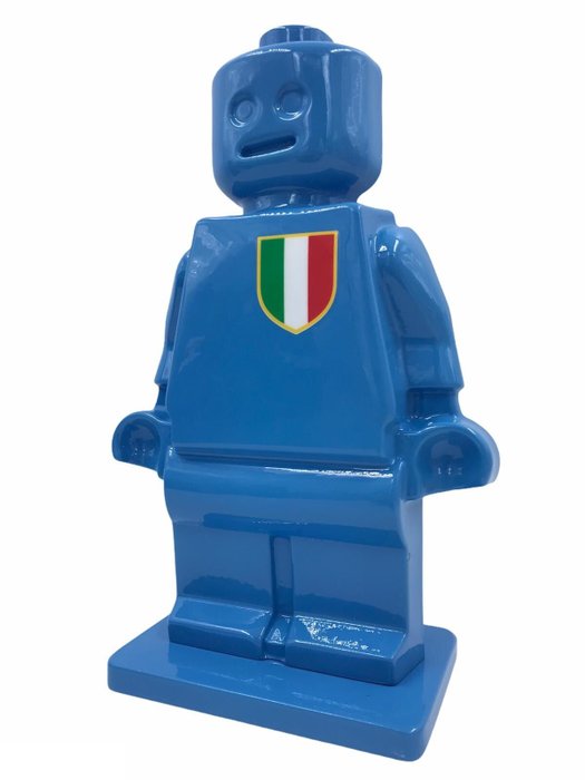 Alessandro Piano - Alter Ego Oscar Azzurro - SCULPTURE - Tribute Resin Italy Euro2020 AlePianoArt