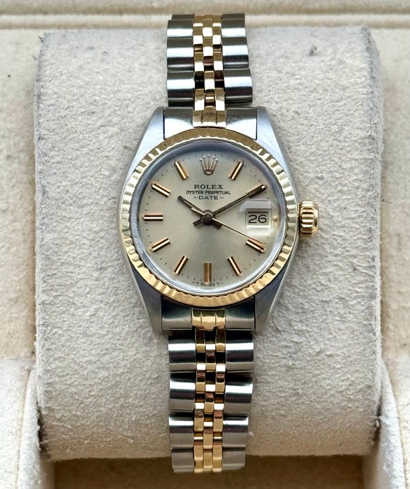 Rolex - Oyster Perpetual Date - 6917 - Kvinder - 1980-1989