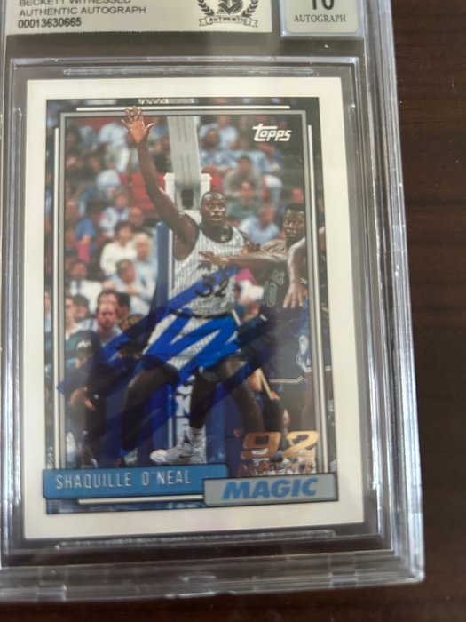 1992/93 Topps Shaquille O'Neal #362 Rookie Hand Signed Beckett Authentic Auto 10 Graded card