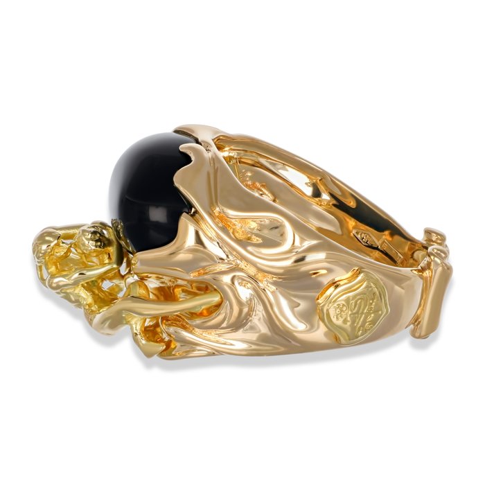 Ring - 18 kraat Gulguld -  6.00ct. tw. Onyx