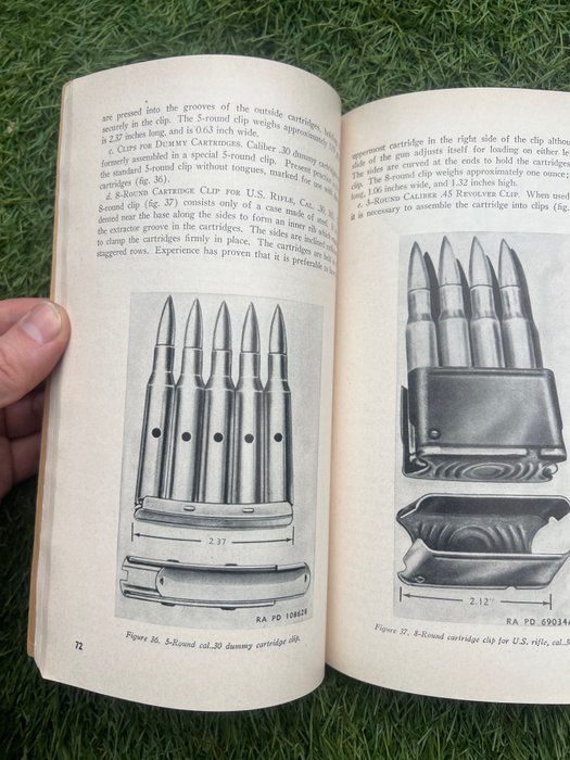 WW2 US Army Small Arms Ammunition Manual - Beautiful color plates - .30, .50 cal BMG - M1 Carbine / Garand - Pistol ammunition - packaging - 1947