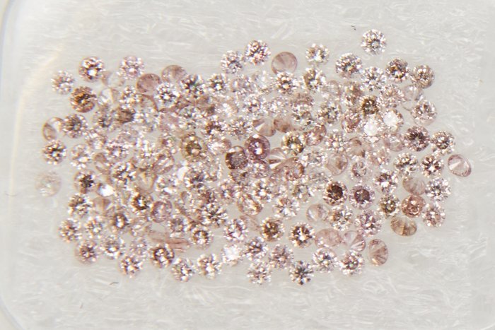 153 pcs Diamanter - 096 ct - Rund - Mix Pinkish Brownish Gray - VS-I  NO RESERVE PRICE