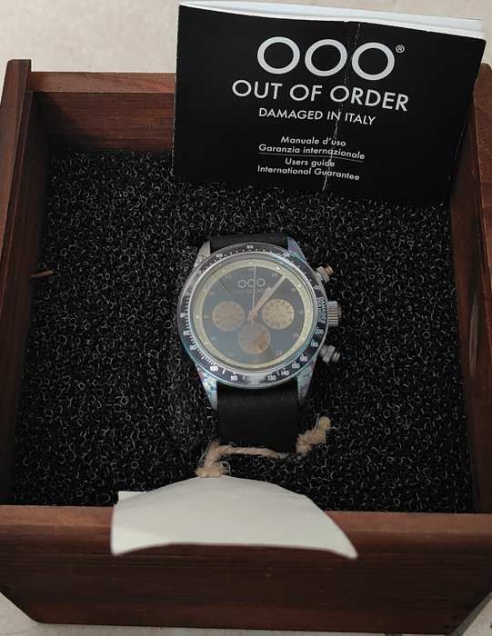 Out Of Order OOO - Chronograph Damaged In Italia - Ingen mindstepris - Mænd - 2011-nu