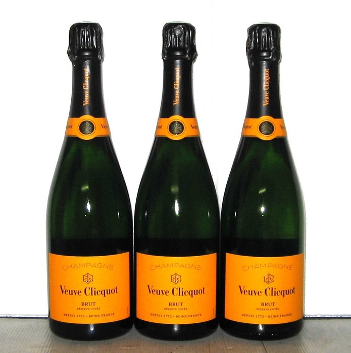 Veuve Clicquot, "Réserve Cuvée" - Champagne Brut - 3 Flasker (0,75 L)