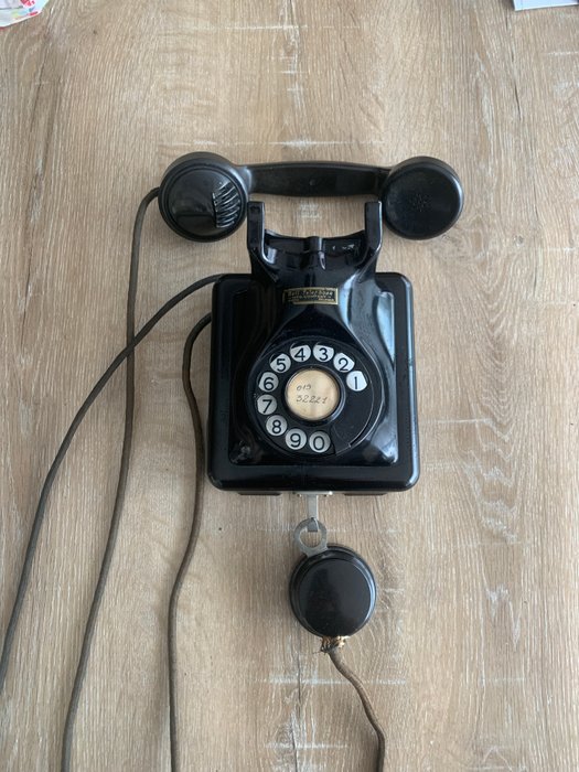 MFG COMPANY - Bell MFG COMPANY - Analog telefon - Bakelit - Original BELL telefon