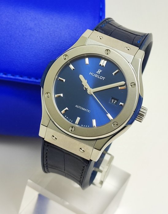 Hublot - Classic Fusion Titanium Blue - 542.NX.7170.RX - Mænd - 2020+