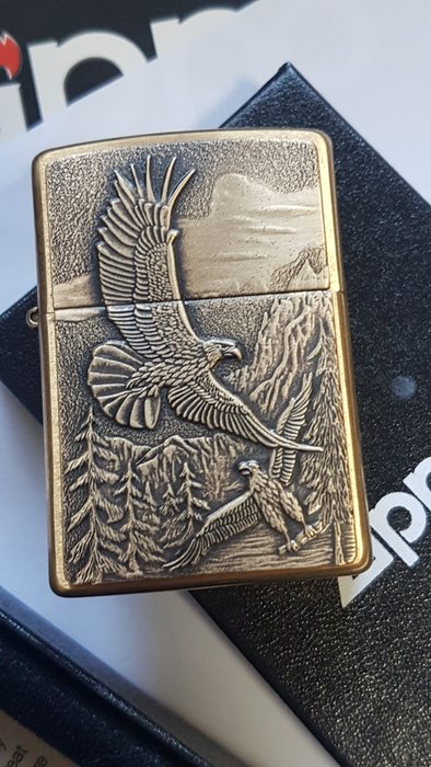 Zippo - Original Zippo Rarität Eagle im Flug Solid Brass - Lighter - Solid messing