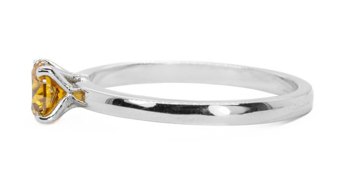 Ring - 18 kraat Hvidguld -  0.53ct. tw. Diamant (Natur)