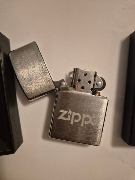 Zippo - Lighter - Forsølvet