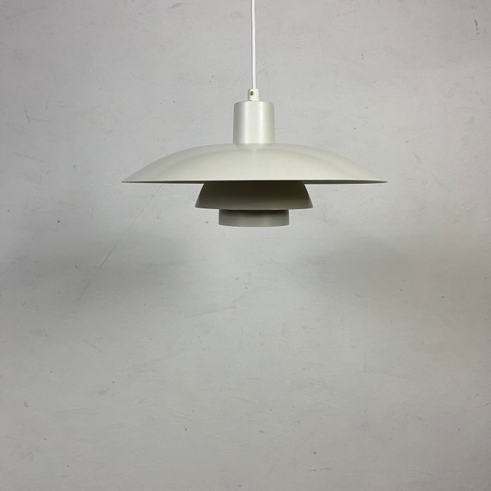 Louis Poulsen - Poul Henningsen - Hængende lampe - PH 4/3 - Aluminium