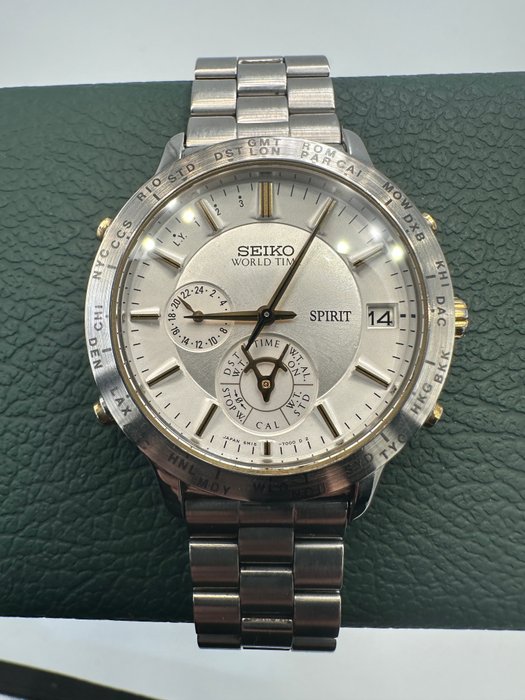 Seiko - World Time Spirit 6M15 Vintage Watch - Ingen mindstepris - 6M15-7010 - Mænd - 1990-1999