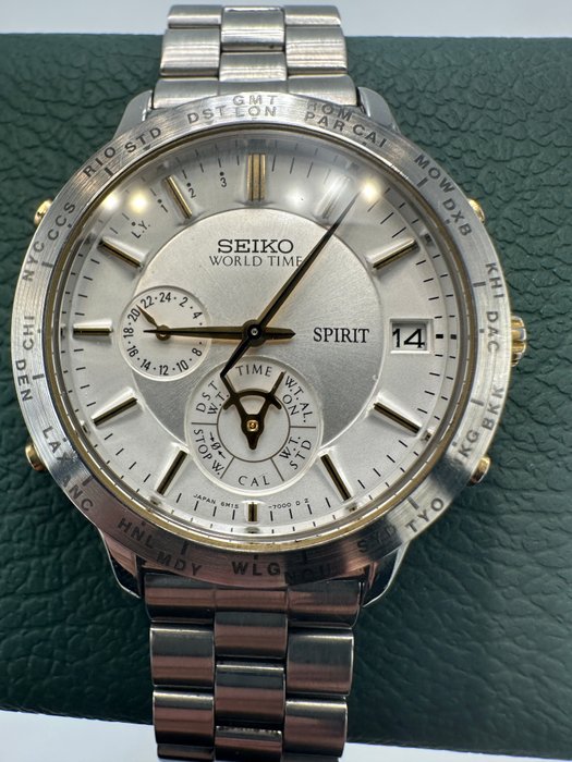 Seiko - World Time Spirit 6M15 Vintage Watch - Ingen mindstepris - 6M15-7010 - Mænd - 1990-1999