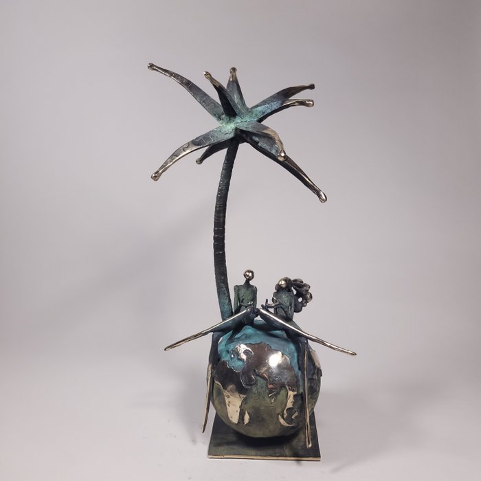 De Zet (1975) - Our Island (Bronze, H: 48 cm)