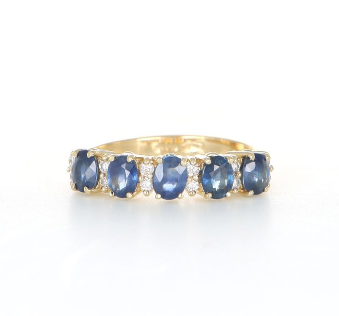 Ingen mindstepris - Ring - 18 kraat Gulguld NY -  200ct tw Safir - Diamant